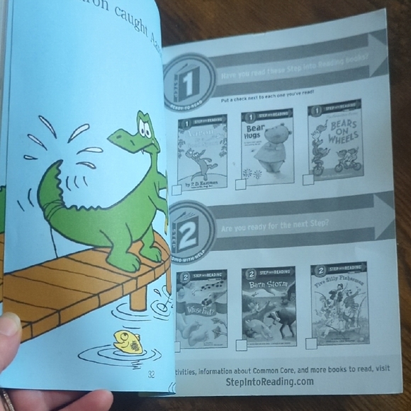3/$10 📚 Step Into Reading - Aaron Has A Lazy Day - Picture 6 of 7